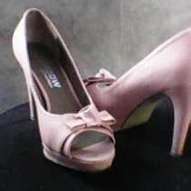 Розовые туфли, в Абакане