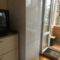 Холодильник indesit, в Пушкине