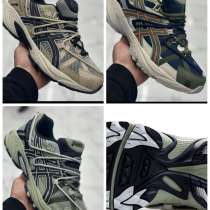 Кроссовки ASICS, в Москве
