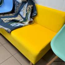 Жёлтый диванчик-банкетка 110 длина на высоту 70 см, в Минусинске