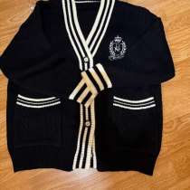 Очень красивая и теплая кардиган, в Москве