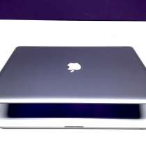Ноутбук Apple MacBook Pro 17, в Омске