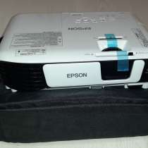 Новый яркий и надежный проектор Epson eb-х41, в Феодосии