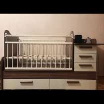 Продаётся детская кроватка в идеальном состоянии, в Тюмени