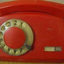 Продам советские стационарные телефоны, в Москве