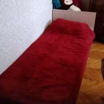 Продам кровать с матрасом, в Москве