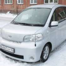 подержанный автомобиль Toyota Porte, в Новокузнецке
