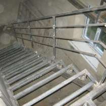 Лестница на металлическом каркасе арт004, в Воскресенске