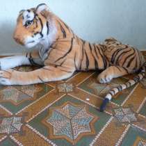 Продам детскую игрушку тигра НЕДОРОГО, в Братске