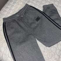 Новые теплые серые штаны, в Санкт-Петербурге