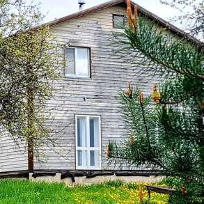 Уютный дом в деревушке на озере на участке 60 соток, в Пскове