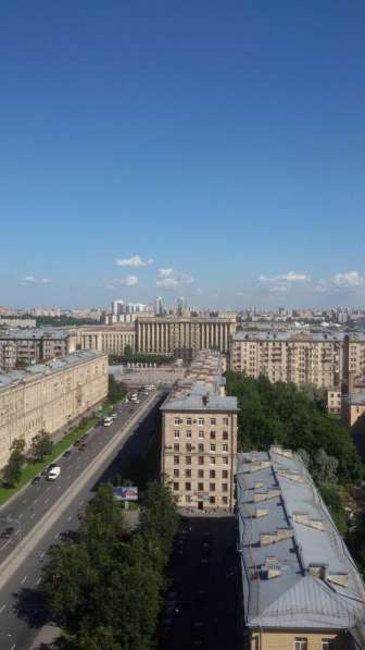 трехкомнатная двухуровневая квартира в Московском районе СПБ в Санкт-Петербурге