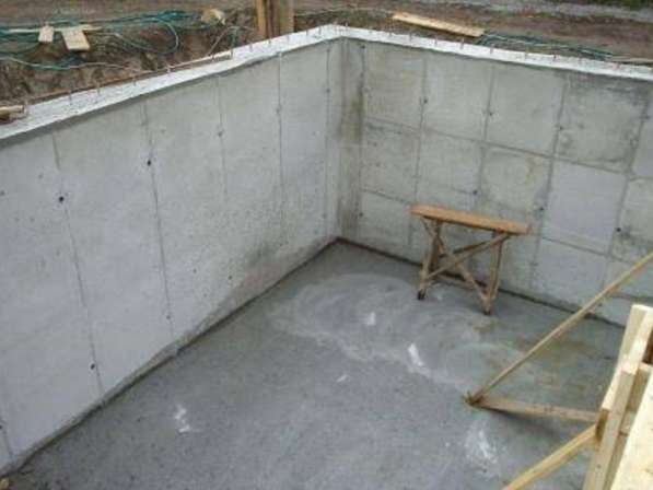 Гараж строительство Погреб монолитный бетонный Смотровая яма
