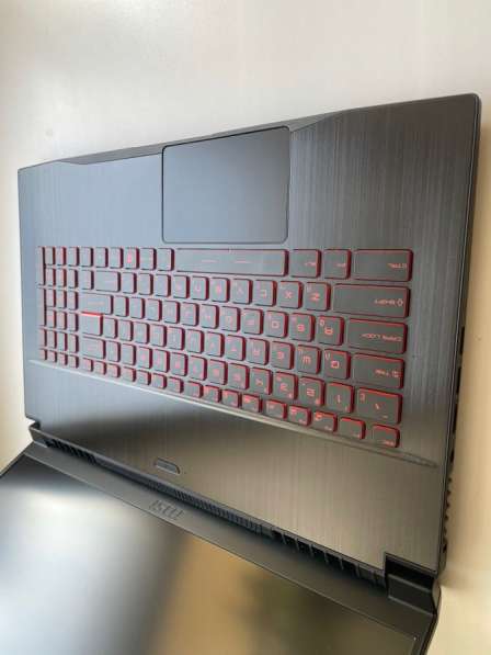 Игровой ноутбук MSI GF75, 17.3", 120Гц, i7 1075H, GTX 1650 в Воронеже фото 5