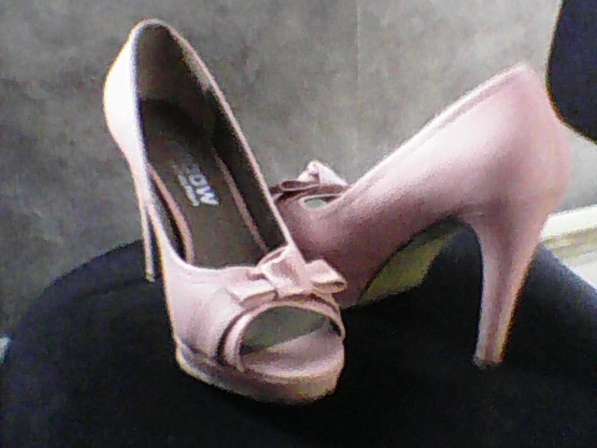 Розовые туфли