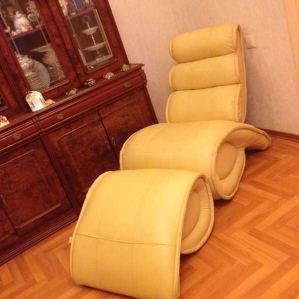 Продам набор кожаной мебели желтого цвета, состоящую из дива в Ростове-на-Дону
