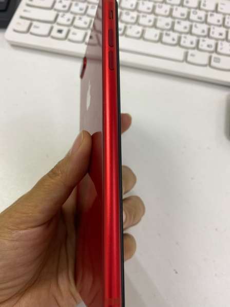 Продаю IPhone 8 Plus 64 GB (Product Red) в Санкт-Петербурге фото 6
