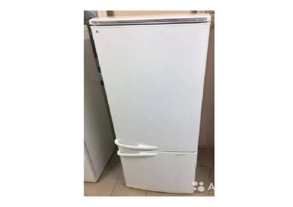 Продам двухкамерный холодильник Атлант