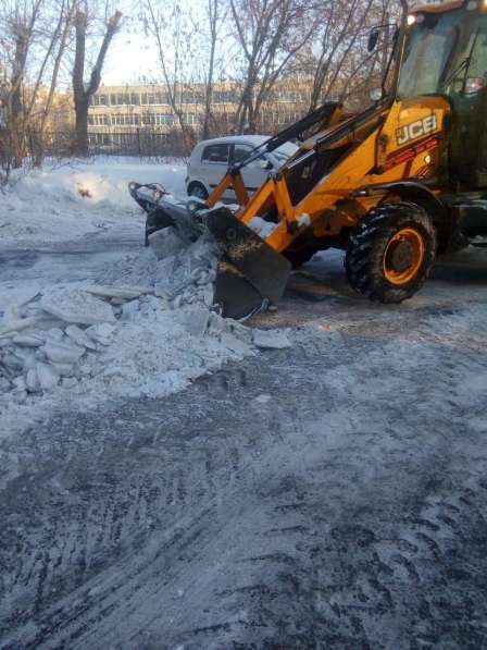 Уборка снега, вывоз снега в Екатеринбурге фото 12