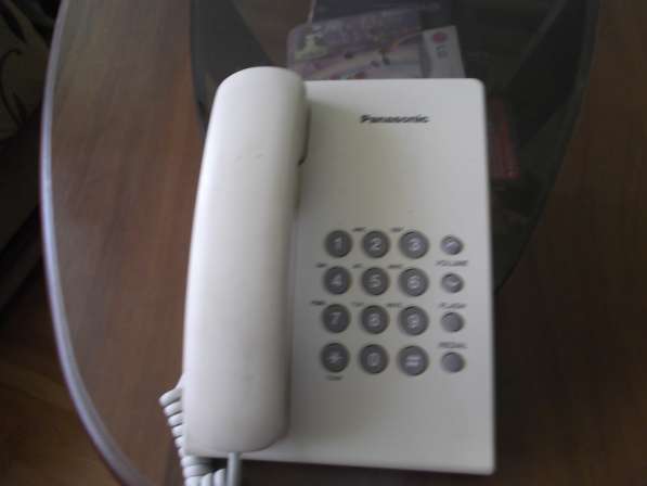 Проводной телефон Panasonic KX-TS2350UAW White