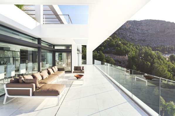 Испания, Алтея Хиллс - продажа дизайнерской виллы на горе в фото 14