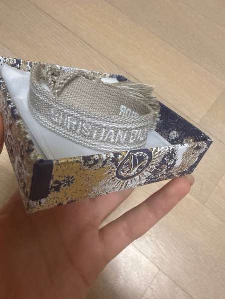 Фенечка Диор в Москве фото 3