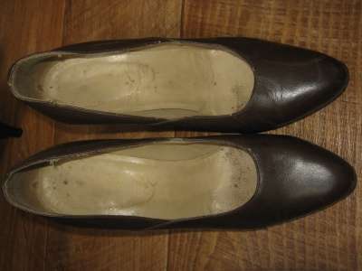 продам туфли коричневые