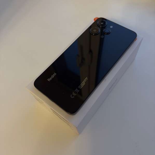 Смартфон Xiaomi Redmi 12 в Сургуте