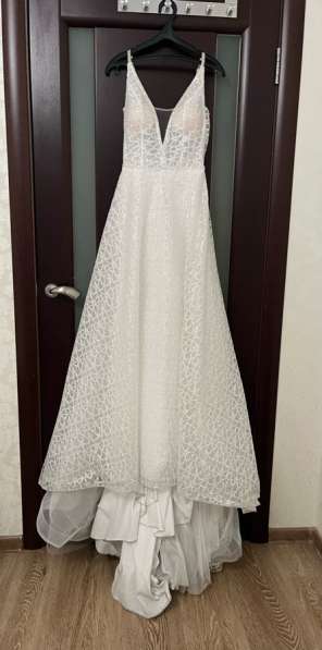 Свадебное платье с фатой