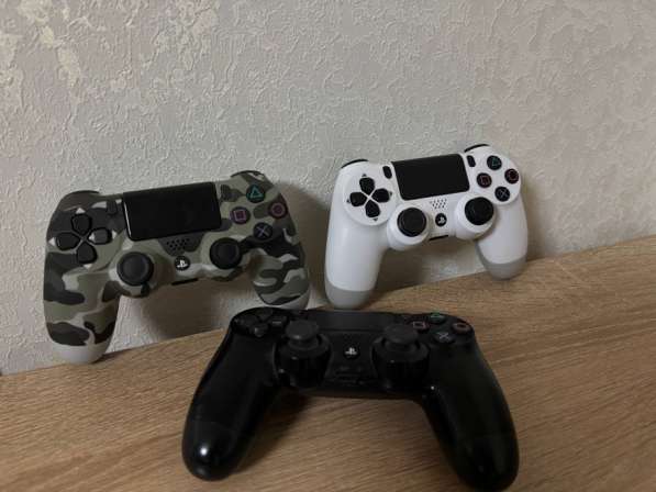 Ps4 slim 1tb с 2 джойстиками играми в Владикавказе