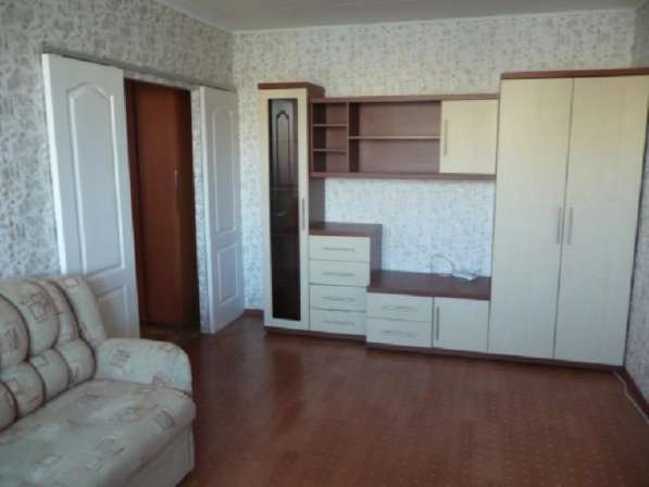 Продам трехкомнатную квартиру в Ростов-на-Дону.Жилая площадь 63 кв.м.Этаж 6.Дом монолитный.