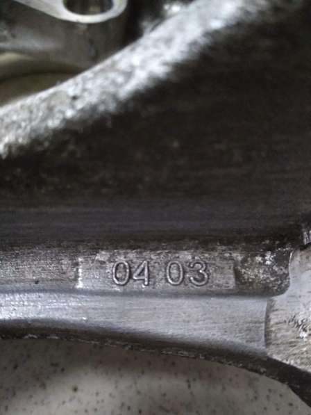 Кулак поворотный BMW 330i) в Москве фото 4