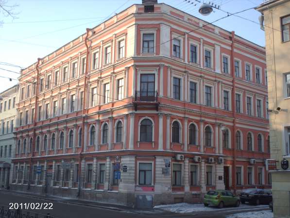 6-комнатная квартира в историческом центре С-Петербурга