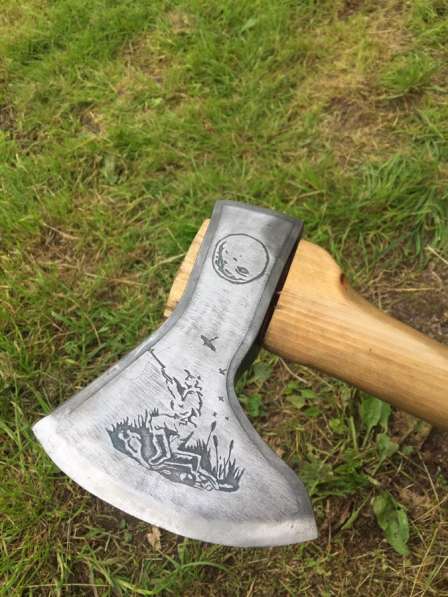 Топор в Москве фото 7