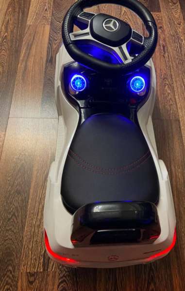 Машинка толокар Mersedes AMG в Москве