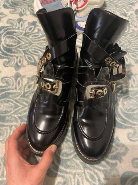 Ботиники женские Balenciaga в Санкт-Петербурге