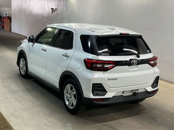 Автомобили из Китая в Москве