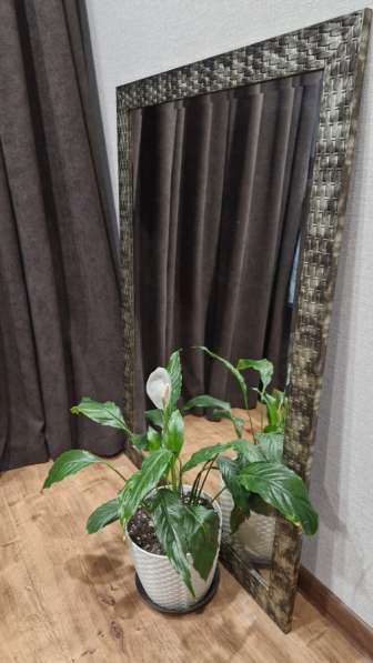 Зеркало настенное новое большое