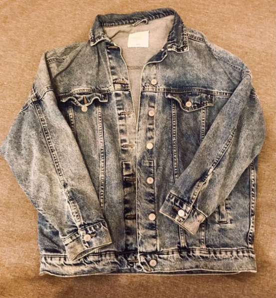 Джинсовая куртка