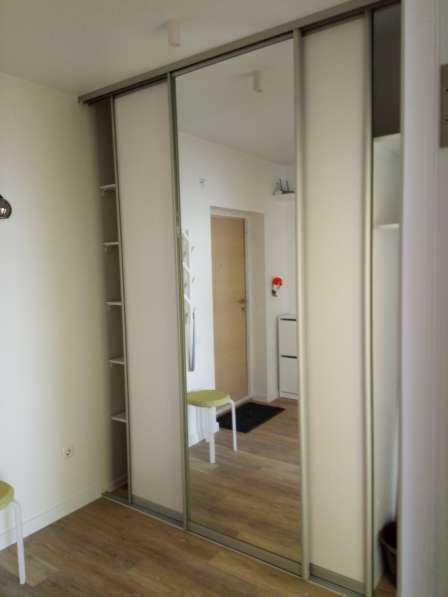 Сдам новую 1-к квартира, 46 м2, 17/25 эт. с ремонтом и мебел в Новосибирске
