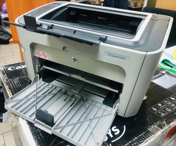 Принтер HP LJ P1505n
