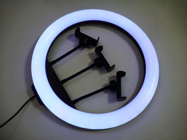 Кольцевая LED лампа RGB MJ36 36см 3 крепл. тел USB в фото 5