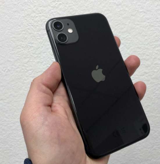 IPhone 11 black 128