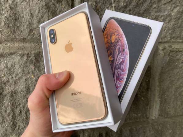 IPhone XS, X в Москве