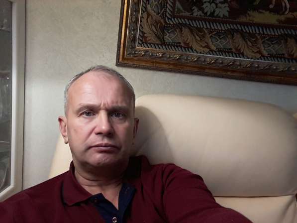 Олег, 49 лет, хочет познакомиться