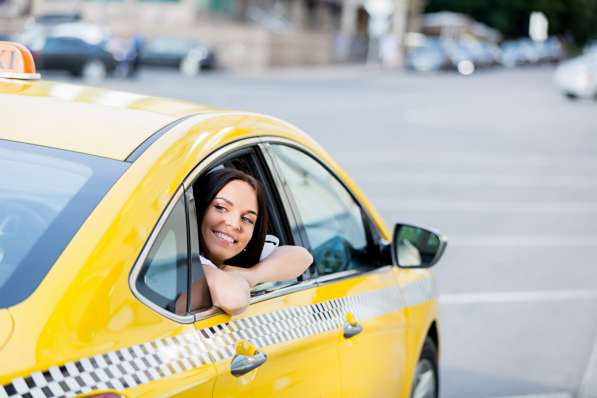 Водитель легкового авто в такси