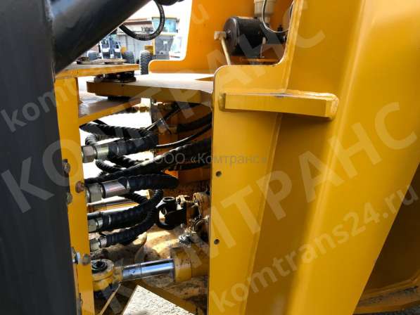 Фронтальный погрузчик Frontal 250 в Белово фото 6