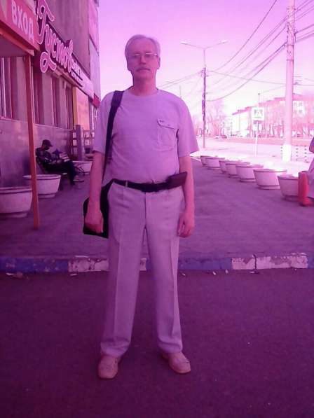 Анатолий, 60 лет, хочет познакомиться