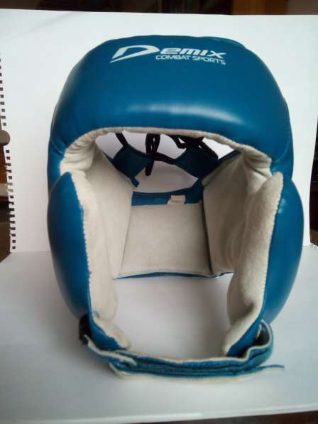 Тренировочный шлем Demix COMBAT SPORTS