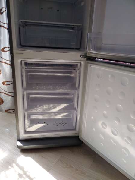 Продам холодильник самсунг NoFrost*180*60* в Томске фото 7